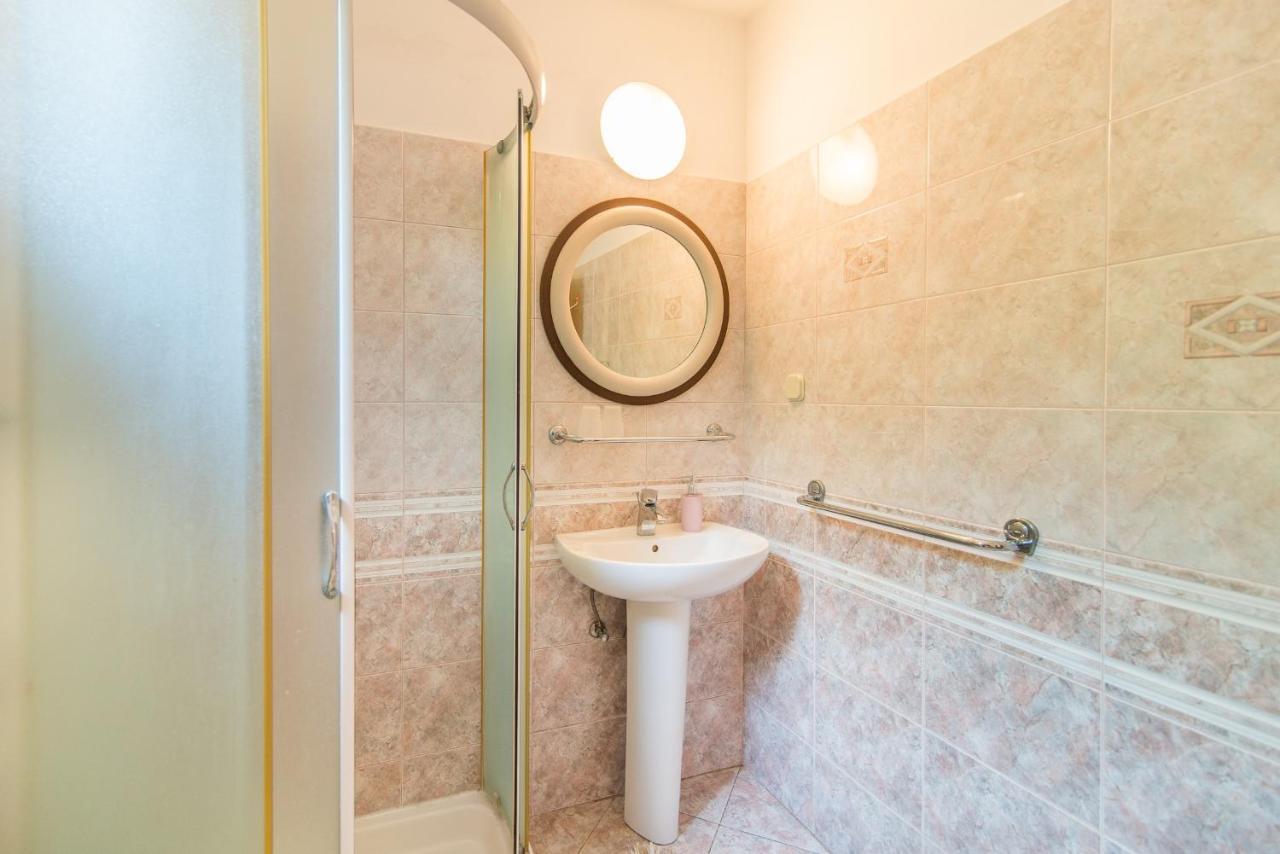 Room Mariza Rabac Exterior foto